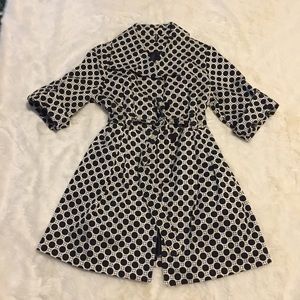 Chic fit and flare trench jacket!